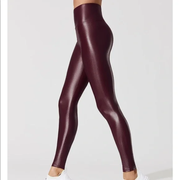 Wine colored Takara yoga pants size small - Picture 1 of 6
